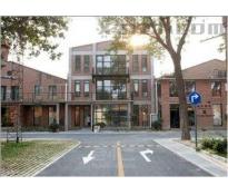 竟园艺术中心写字楼中等装修215㎡